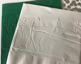 Serviette de table de golf ~ Serviette de table en papier gaufré ~ Golf ~ Anniversaire ~ Enterrement de vie de jeune fille ~ T-shirt ~ Balle de golf ~ Sortie de golf ~ Golfeur ~ Boisson ~ Déjeuner