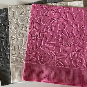 Floral Napkins ~ Embossed Napkin ~ Wedding Flowers ~ Garden Party ~ Garden Club ~ Flowers ~ Luncheon ~ Beverage ~ Cocktail