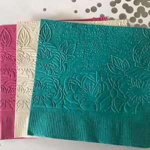 Floral Napkins ~ Embossed Napkin ~ Wedding Flowers ~ Garden Party ~ Flowers ~ Garden Club ~ Beverage ~ Cocktail ~ Luncheon
