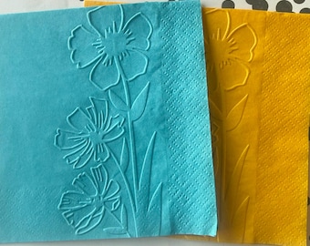 Floral Napkin ~ Embossed Napkin ~ Wedding Flowers ~ Garden Party ~ Flowers ~ Garden Club ~ Beverage ~ Cocktail