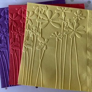 Floral Napkins ~ Embossed Napkin ~ Wedding Flowers ~ Garden Club ~ Nature ~ Spring ~ Garden Party ~ Beverage ~ Cocktail