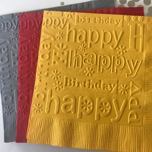 Servilleta de cumpleaños ~ Servilleta con relieve ~ Fiesta de cumpleaños ~ Feliz cumpleaños ~ Bebida ~ Cóctel ~ Almuerzo ~ Toallas para invitados