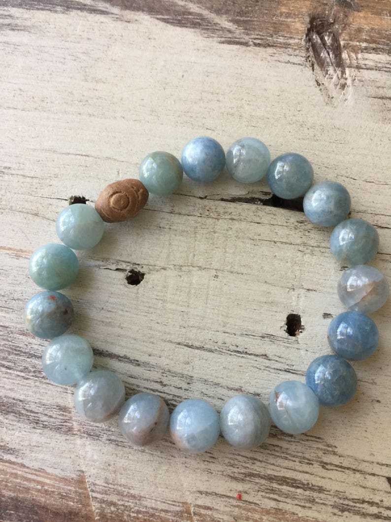 Blue Aquamarine Beryl 10mm Gemstone Stretch Bracelet Blue Etsy