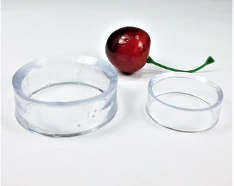 Ring Stand - Plastic Display Stands for Crystals, Gemstones or Keepsakes - Clear 1 Inch and 1.5 inches Round Circle Displays (BR10 / 11)