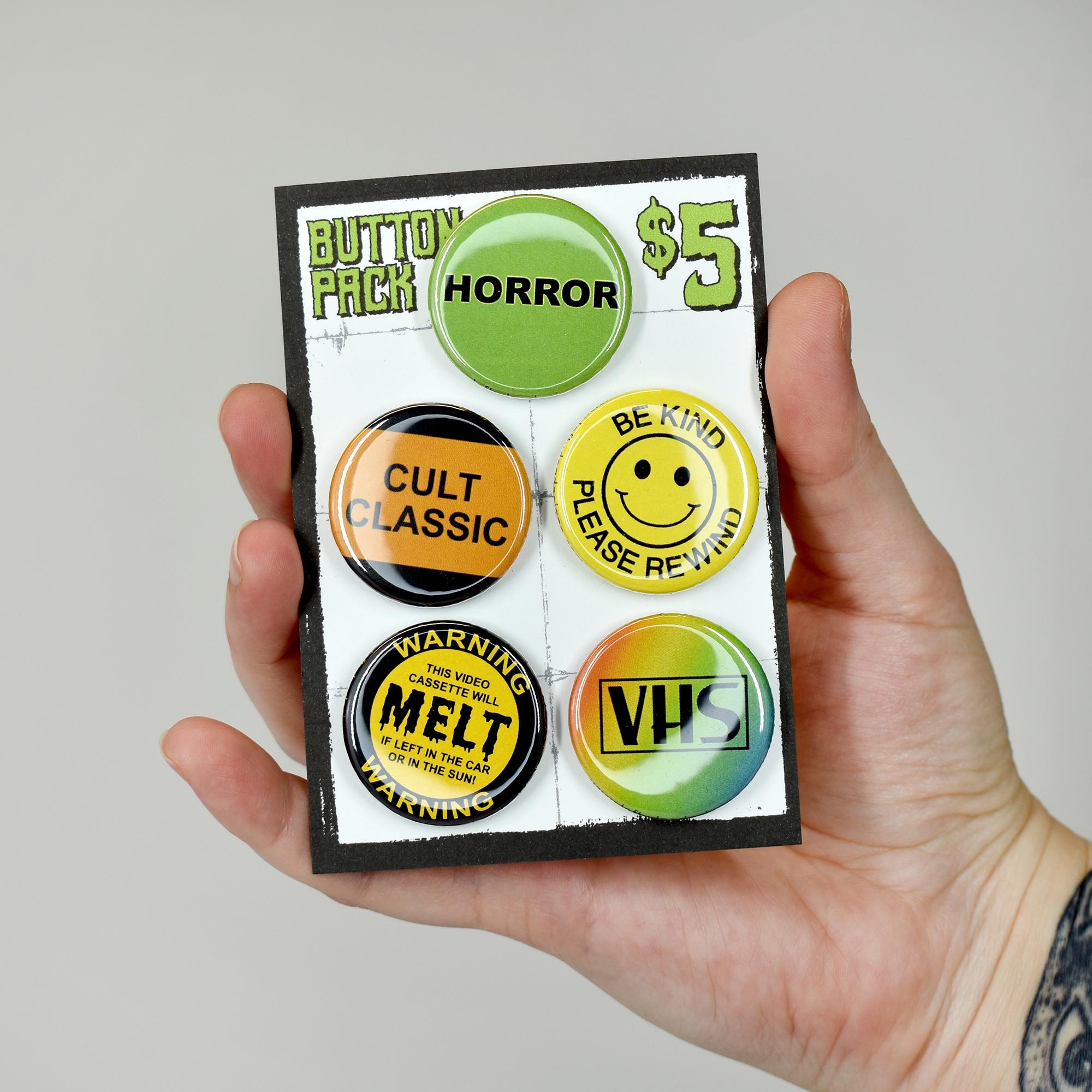 Lot De 21 Pins Émail Fun & Horreur - Designs Variés - Neufs En Vrac