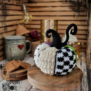 Patchwork pumpkin crochet pattern pdf digital file - intermediate level image 4