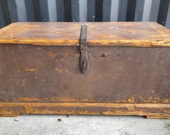 Large Victorian Pine Blanket Box