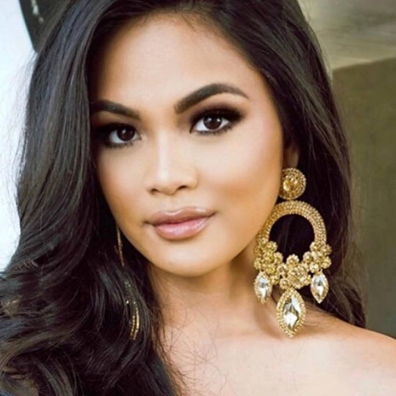 Large gold chandelier best sale earrings