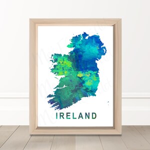 Ireland country watercolor Map, watercolour painting city print art Illustration travel retro skyline Irish, Celtic, green Dublin cityscape