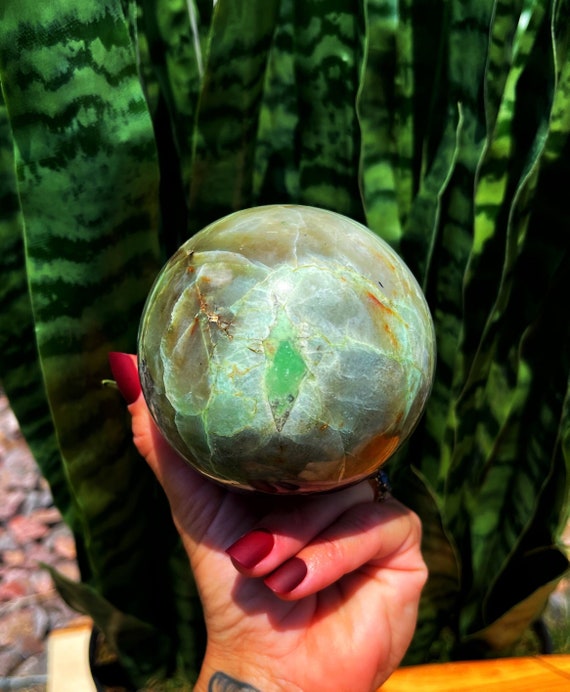 強シラー　高品質　グリーンムーンストーン　ガーニエライト　スフィア ガーニエライト スフィア 強シラー 高品質 グリーンムーンストーン