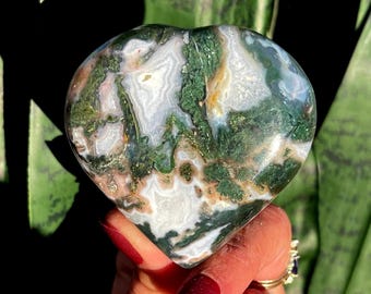 Moss Agate crystal heart w/ druzy pockets - for new beginnings & a refreshed attitude - healing crystal