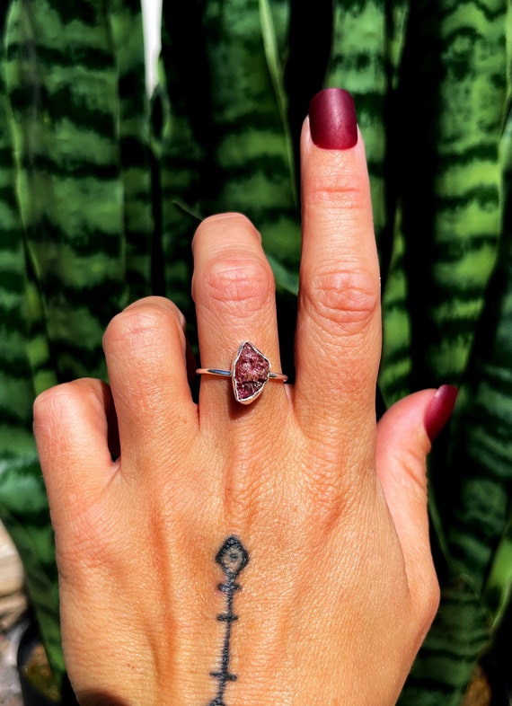 Anillo de turmalina rosa en plata de ley (talla 7,5-7,75) para el