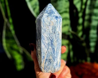 Blue Kyanite Crystal Tower - for enhanced meditation & total chakra alignment - healing crystal