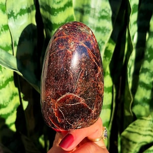 Red Garnet crystal free form - Root Chakra crystal for vitality and manifestation - healing crystal