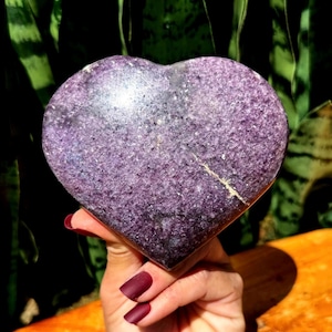 Lepidolite Heart - for calming anxiety, stress, worry & insomnia - Lepidolite crystal - crystal heart - gemstone heart