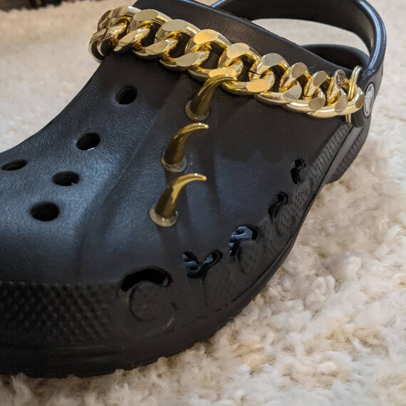 gold chain crocs