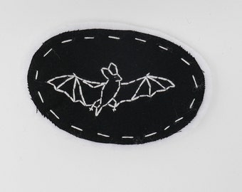 Geborduurde vleermuis patch
