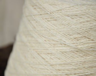 Natural White Wool Yarn In Cones, Sock Weight For Dyeing, Weaving, Punchneedle Or Other Crafts / 500 g - 900 g