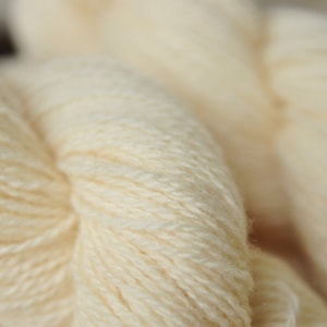 Undyed White Fingering Wool Yarn, Natural Yarn For Tablet Weaving, Knitting, Crochet, 2ply image 2