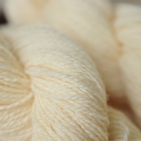 Filato premordenzato per tintura naturale - Allume, Allume+CoT, Tannini, Solfato di ferro, Noce di galla, Lana per filati fini