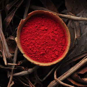 Lac Extract For Bright Red, Burgundy, Crimson Colors