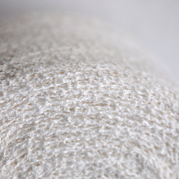 Boucle Linen Yarn In White Color