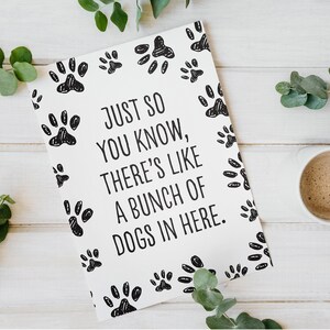 Grappig hondenbord: print &#39;Bunch of Dogs In Here&#39; (digitale download 8 x 10)