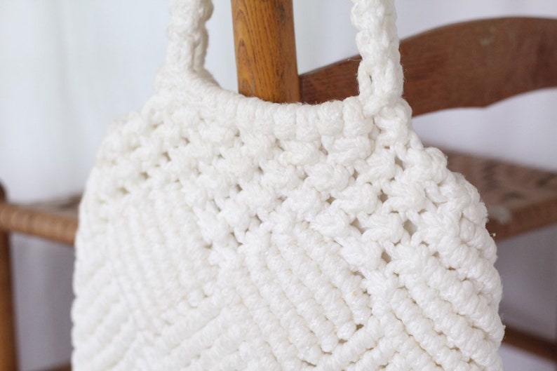Vintage 1970/'s Handmade White Macrame Woven Handbag