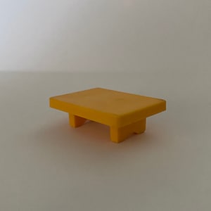 Vintage kleine mensen kleine tafel