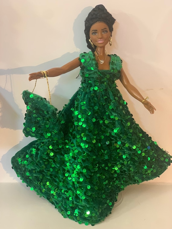 dark green dress on dark skin WEDTREND Women Dark Green Prom Dress with Appliques Mermaid Off The ShoulderFormal Dress with Slit, Dark Green / US16