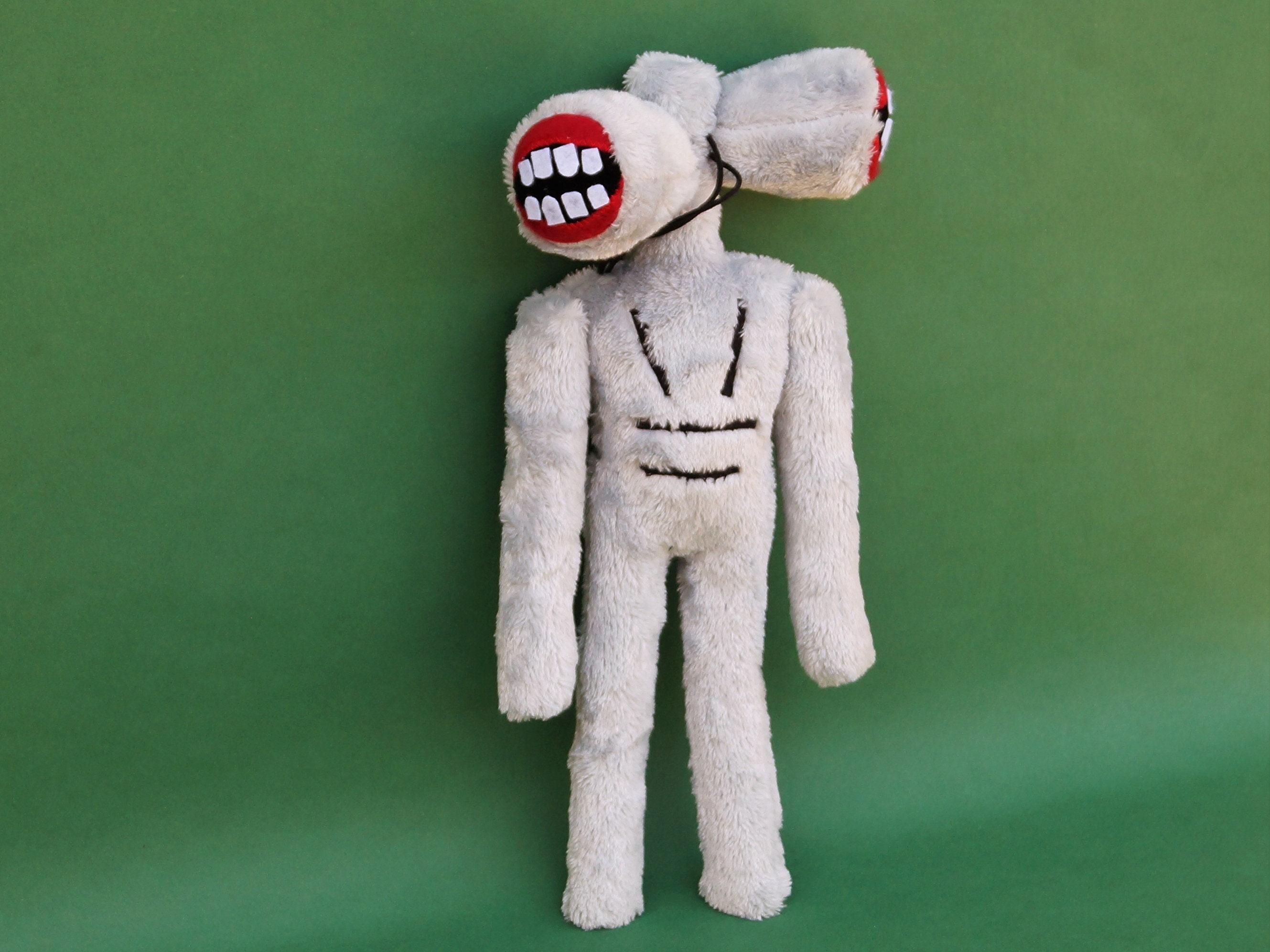 サイレンヘッド 14 インチぬいぐるみモンスターぬいぐるみ scp