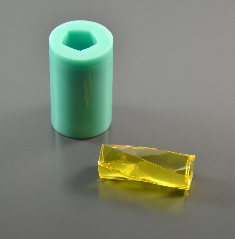 Form for making pendants Mould for epoxy resin and polymer clay Twisted prism silicone mold jewelry