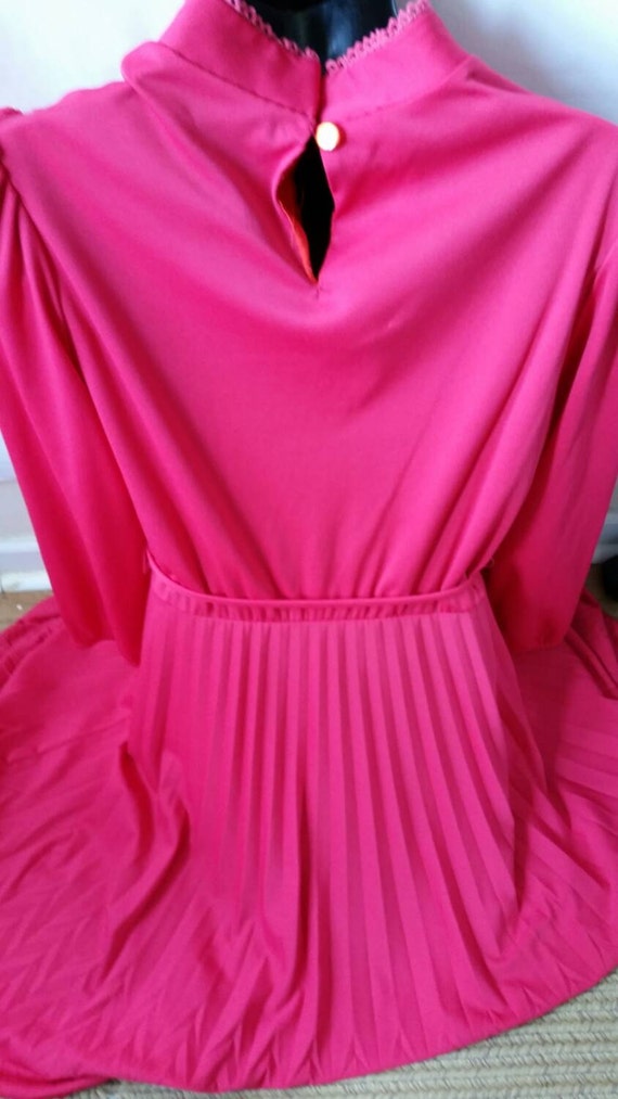 Vintaeg Pink Pleated Dress - image 2