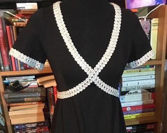 Handmade Short Sleeve Deep V Neck Polyester Dress with Silver Trim