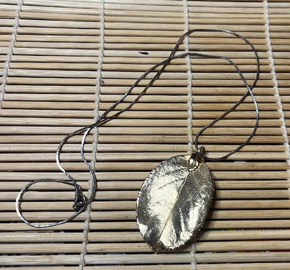 80’s Gold Dipped Leaf Necklace - image 1