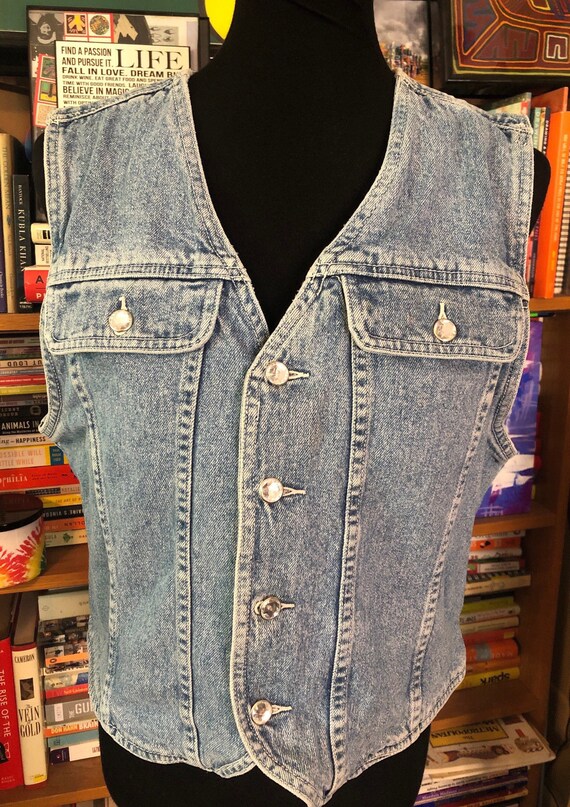 80’s/90’s Women’s LizWear Denim Vest with Sparkle 