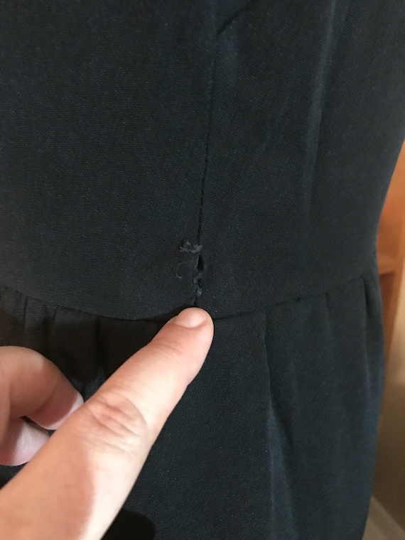 1960's Sleeveless Calf Length Single-Pleat Dress - image 6