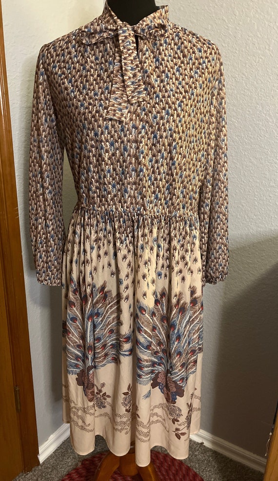 70’s Semi-Sheer Peacock Print Polyester Pull On Dr