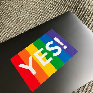 Pegatina Orgullo Arcoíris LGBTQ - ¡SÍ!