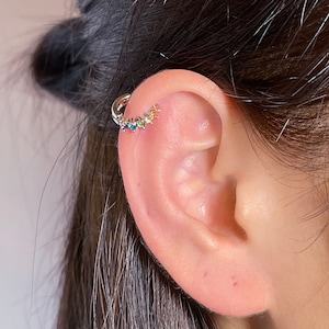 925 Sterling Silver Rainbow Zircon Earring Pride LGBTQ+ - 7mm Huggie Hoop