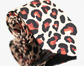 Panther tie