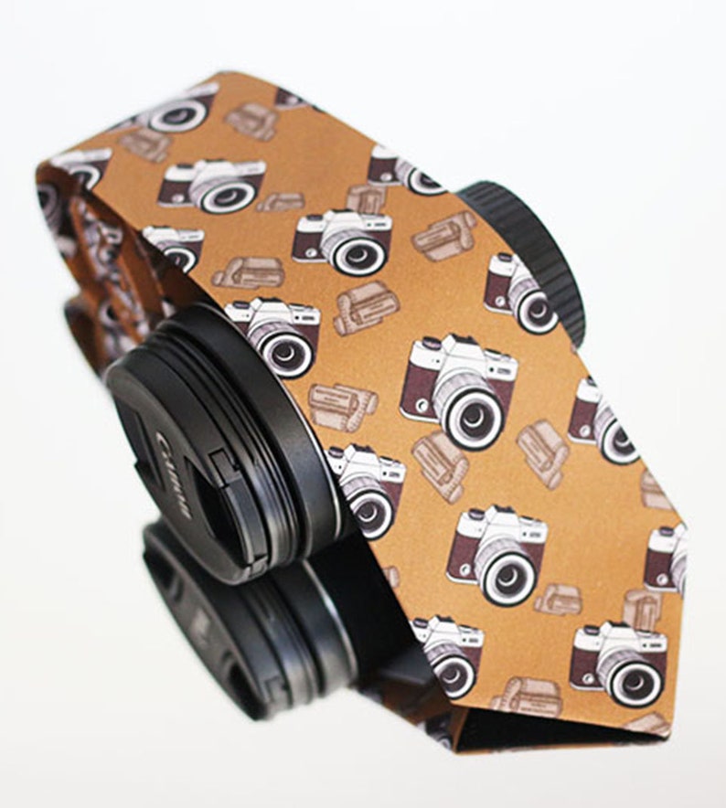 Photographer/'s tie