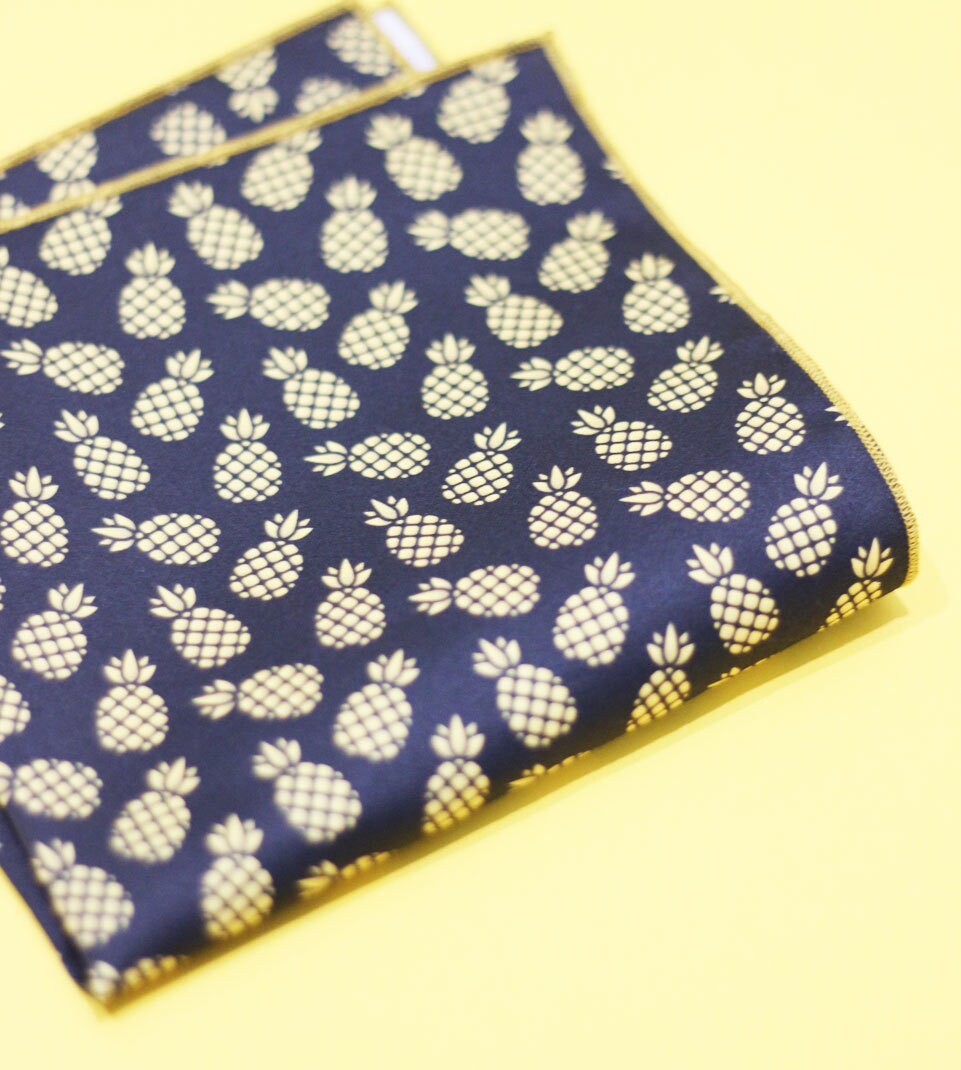 Pineapple Afghans by Maggie Weldon Crochet Pattern Book / The Needlecraft  Shop 981033