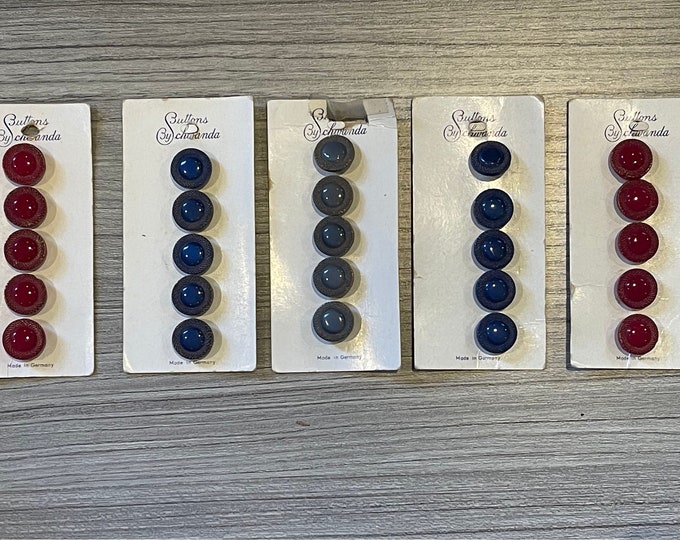 Stunning Set of Buttons -buttons by Schwanda - Etsy