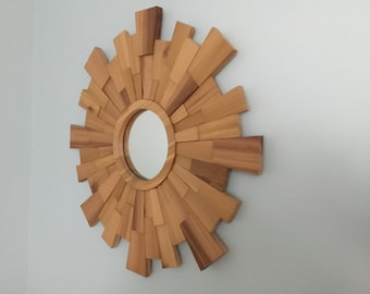 Cedar Sunburst Mirror Wall Art: Organic Modern Wood Decor (28 inch Diameter)