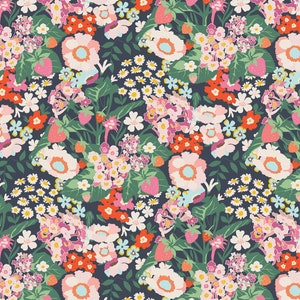 Riley Blake Designs の Minki Kim によるメイン Midnight In The Afterglow #C13370R-MIDNIGHT 花