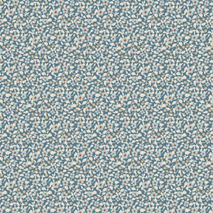 Op de afbeelding: Een naadloos patroon met een blauwe achtergrond, kleine witte bloemen, kleine gele stippen en rode stippen.