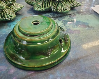 Replacement base for small Christmas tree.