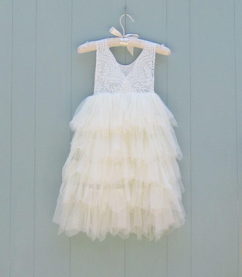 Tulle flower girl dress Lace flower girl dress Ivory flower girl dress Boho flower girl dress Toddler dress First birthday dress Rustic