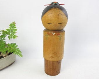 Japanese Vintage Kokeshi Doll, by Izumi